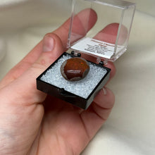 Load image into Gallery viewer, Chocolate Opal D