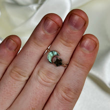 Load image into Gallery viewer, Size 6 Star & Moon Sterling Silver Labradorite Ring C