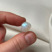 Load image into Gallery viewer, Rainbow Moonstone Pocket Stone E