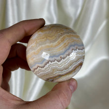Load image into Gallery viewer, 8oz Banded Calcite & Agate “Creamsicle” Sphere
