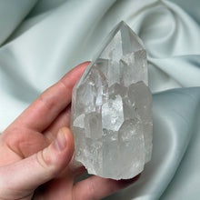 Load image into Gallery viewer, Clear Quartz Cluster with Rainbows (404g)