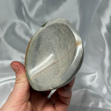 Load image into Gallery viewer, Polychrome Jasper Bowl