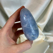 Load image into Gallery viewer, Blue Calcite Freeform B (9.5oz)