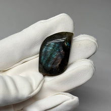 Load image into Gallery viewer, Labradorite Cabochon 55.5ct