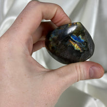 Load image into Gallery viewer, Blue Ice Labradorite Freeform