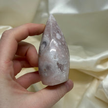 Load image into Gallery viewer, Pink Amethyst Flower Agate Flame