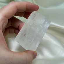 Load image into Gallery viewer, Optical Calcite Freeform D