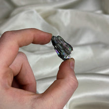 Load image into Gallery viewer, Iridescent Specular Hematite Specimen N