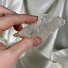 Load image into Gallery viewer, Genuine Selenite Plate from Utah E