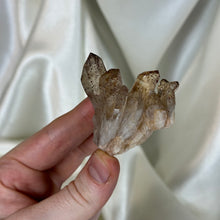 Load image into Gallery viewer, Red Feather Lakes Hematite Quartz from Colorado C