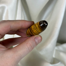 Load image into Gallery viewer, Tigers Eye Shiva Carving