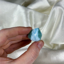 Load image into Gallery viewer, Larimar Tower B