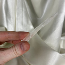 Load image into Gallery viewer, Genuine Selenite Plate from Utah H