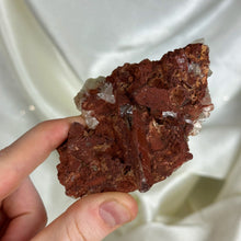 Load image into Gallery viewer, Hematite Quartz Cluster Plate A