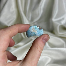 Load image into Gallery viewer, Larimar Moon B