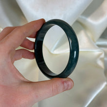 Load image into Gallery viewer, Guatemalan Jade Bangle C (62mm inner diameter)