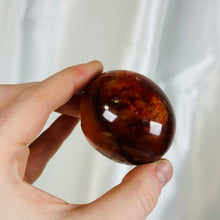 Load image into Gallery viewer, Moss Agate x Carnelian Palmstone with Druzy Pocket
