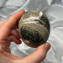 Load image into Gallery viewer, Sea Jasper Palmstone C