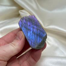 Load image into Gallery viewer, Flashy Half Polished Labradorite Slab A