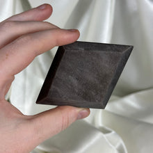 Load image into Gallery viewer, Sheen Obsidian Diamond Carving C
