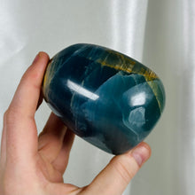 Load image into Gallery viewer, XL Deep Sea Blue Onyx Freeform B (1lb 7oz)
