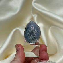 Load image into Gallery viewer, Starry Night Agate Pair from Arizona on Stands