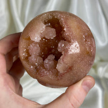 Load image into Gallery viewer, Druzy Pink Amethyst Sphere