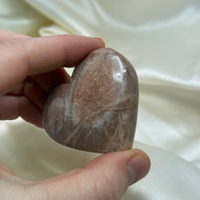 Load image into Gallery viewer, Peach Moonstone with Sunstone Heart Carving