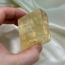 Load image into Gallery viewer, Honey Calcite Freeform B