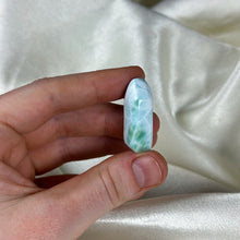Load image into Gallery viewer, Larimar Tower G