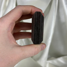 Load image into Gallery viewer, Sheen Obsidian Diamond Carving D