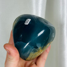 Load image into Gallery viewer, XL Deep Sea Blue Onyx Freeform B (1lb 7oz)