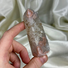 Load image into Gallery viewer, Flower Agate Tower F