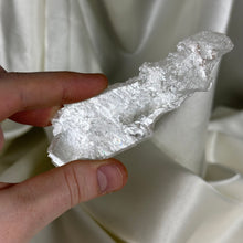 Load image into Gallery viewer, Genuine Selenite Plate from Utah H