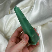 Load image into Gallery viewer, Green Aventurine Tower B