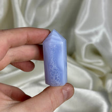 Load image into Gallery viewer, Blue Lace Agate Tower B