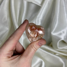 Load image into Gallery viewer, Flower Agate Heart Carving B