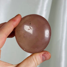 Load image into Gallery viewer, Star Rose Quartz Palmstone A