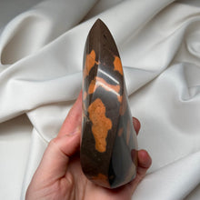 Load image into Gallery viewer, Tiger Jasper Flame (590g)