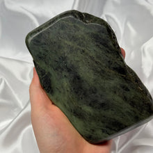 Load image into Gallery viewer, Genuine Canadian Nephrite Jade Trinket Dish / Bowl