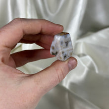 Load image into Gallery viewer, 8th Vein Ocean Jasper Tumble B