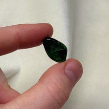 Load image into Gallery viewer, Chrome Diopside