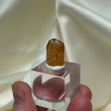 Load image into Gallery viewer, Beautiful Terminated Imperial Topaz Crystal A