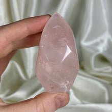 Load image into Gallery viewer, Rose Quartz Flame D