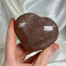 Load image into Gallery viewer, Mauve Star Rose Quartz Heart Carving