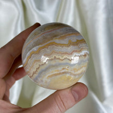 Load image into Gallery viewer, 10oz Banded Calcite & Agate “Creamsicle” Sphere
