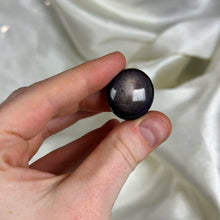Load image into Gallery viewer, Star Sapphire Pocket Stone A