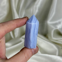 Load image into Gallery viewer, Blue Lace Agate Tower A