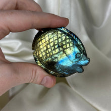 Load image into Gallery viewer, Ultra Flashy Detailed Labradorite Fish Carving A