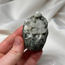 Load image into Gallery viewer, Druzy Chalcedony Freeform B